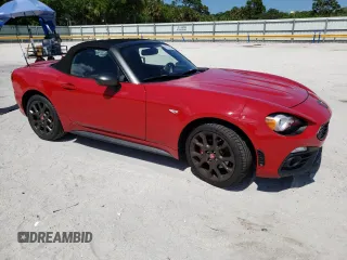 2018 FIAT 124 Spider Abarth z VIN JC1NFAEK8J0134483, wystawiony jako Copart lot #60826924 z przebiegiem 44 431 mil mil oraz Szkody całkowita. Historia ofert i sprzedaży dostępna na DreamBid. Obrazek 4.