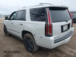 2017 Cadillac Escalade Platinum z VIN 1GYS4DKJ3HR232135, wystawiony jako IAAI lot #42107632 z przebiegiem 107 833 mil mil oraz . Historia ofert i sprzedaży dostępna na DreamBid. Obrazek 3.