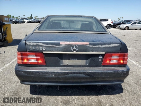 1992 Mercedes-Benz 500 z VIN WDBFA66E9NF050217, wystawiony jako Copart lot #58065965 z przebiegiem 143 456 mil mil oraz Tytuł czysty. Historia ofert i sprzedaży dostępna na DreamBid. Obrazek 6.