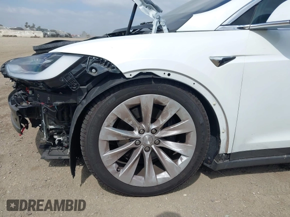 2020 Tesla Model X Long Range with VIN 5YJXCDE26LF238982, listed as a IAAI auction lot 42100220 with 44,804 mi miles. Bid and sale history available at carsss.com. Image 23.