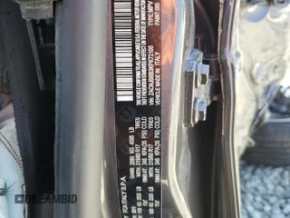 2019 Jeep Renegade Latitude z VIN ZACNJBBB3KPK72100, wystawiony jako Copart lot #53687245 z przebiegiem Nie podano mil oraz Szkoda całkowita • Salvage title. Historia ofert i sprzedaży dostępna na DreamBid. Obrazek 14.