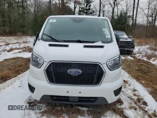 2023 Ford Transit Passenger XL z VIN 1FBAX2YG7PKA45212, wystawiony jako Copart lot #42914795 z przebiegiem 70 987 mil mil oraz Szkoda całkowita • Salvage title. Historia ofert i sprzedaży dostępna na DreamBid. Obrazek 5.
