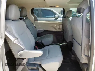 2022 Toyota Sienna XLE with VIN 5TDYRKEC5NS105998, listed as a Copart auction lot 51321465 with 60,232 mi miles and Salvage Title. Bid and sale history available at carsss.com. Image 11.