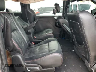 2015 Dodge Grand Caravan R/T with VIN 2C4RDGEG1FR555631, listed as a Copart auction lot 51119015 with 145,844 mi miles and Salvage Title. Bid and sale history available at DreamBid. Image 11.