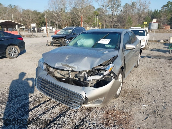 2014 Toyota Avalon Limited with VIN 4T1BK1EB0EU119889, listed as a IAAI auction lot 41653918 with 79,415 mi miles. Bid and sale history available at carsss.com. Image 18.
