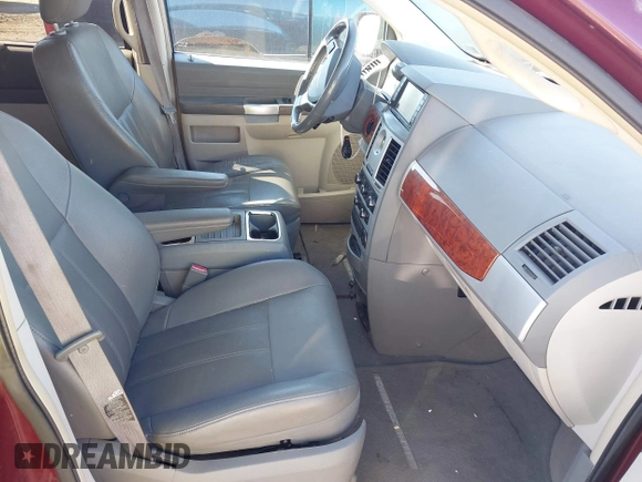 2008 Chrysler Town & Country Touring with VIN 2A8HR54P48R832030, listed as a IAAI auction lot 42196711 with 216,742 mi miles and . Bid and sale history available at carsss.com. Image 5.