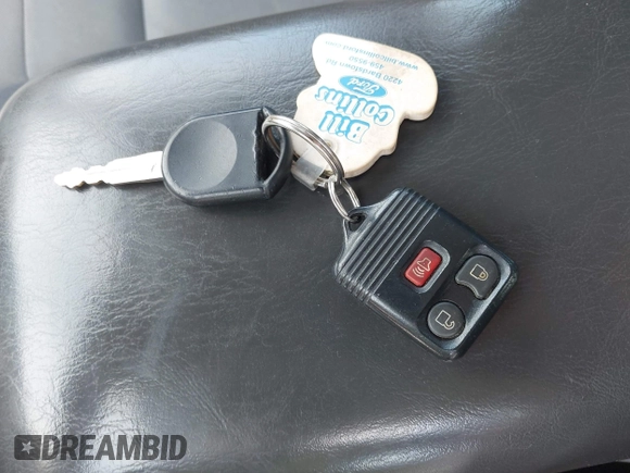 2007 Ford Escape XLS with VIN 1FMYU02Z27KA04600, listed as a IAAI auction lot 42059639 with 141,296 mi miles and . Bid and sale history available at DreamBid. Image 11.