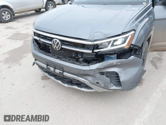 2023 Volkswagen Atlas SE с VIN 1V2HR2CA2PC514187, выставлен на аукционе IAAI как лот 41522880 с пробегом 40 614 миль миль и . История ставок и продаж доступна на DreamBid. Изображение 6.