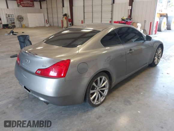 2009 Infiniti G37 with VIN JNKCV64E09M605647, listed as a IAAI auction lot 41809386 with Not Provided miles. Bid and sale history available at carsss.com. Image 4.