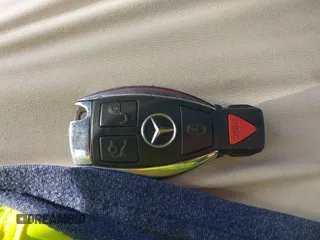 2009 Mercedes-Benz C 300 Sport z VIN WDDGF81X39R060084, wystawiony jako IAAI lot #42467218 z przebiegiem 135 811 mil mil oraz . Historia ofert i sprzedaży dostępna na DreamBid. Obrazek 11.
