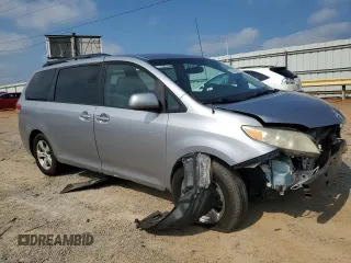 2012 Toyota Sienna LE AAS with VIN 5TDKK3DC8CS193671, listed as a Copart auction lot 63836955 with 257,868 mi miles and Salvage title. Bid and sale history available at DreamBid. Image 4.