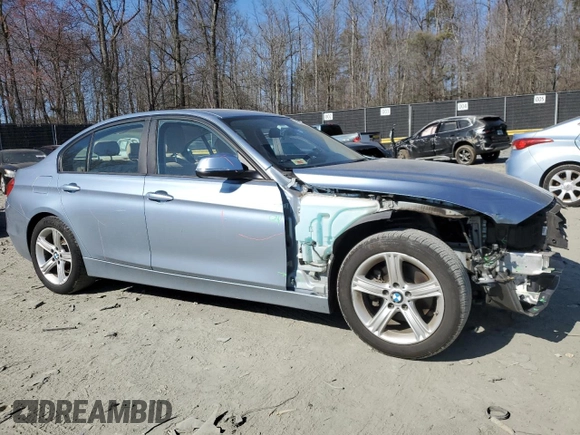 2014 BMW 3 Series 328i с VIN WBA3A5G54ENP34026, выставлен на аукционе Copart как лот 45373955 с пробегом 55 052 миль миль и Списание • Salvage title. История ставок и продаж доступна на DreamBid. Изображение 4.