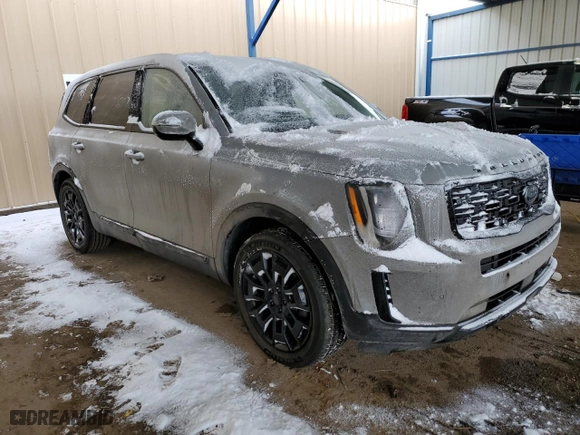 2021 Kia Telluride SX with VIN 5XYP5DHC7MG165470, listed as a Copart auction lot 45130665 with 30,998 mi miles and Salvage Title. Bid and sale history available at carsss.com. Image 4.