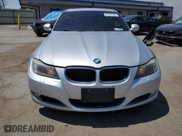 2011 BMW 3 Series 328i xDrive with VIN WBAPK7C59BF084826, listed as a Copart auction lot 63187345 with 152,216 mi miles and Salvage title. Bid and sale history available at DreamBid. Image 5.