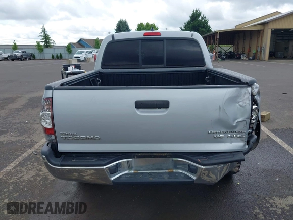 2012 Toyota Tacoma PreRunner z VIN 3TMJU4GN5CM131976, wystawiony jako IAAI lot #42213150 z przebiegiem 134 649 mil mil oraz . Historia ofert i sprzedaży dostępna na DreamBid. Obrazek 16.