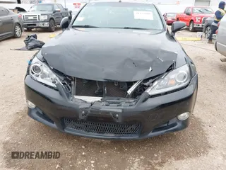 2012 Lexus IS 350 C z VIN JTHFE2C26C2507917, wystawiony jako IAAI lot #41353989 z przebiegiem 129 542 mil mil oraz . Historia ofert i sprzedaży dostępna na DreamBid. Obrazek 6.