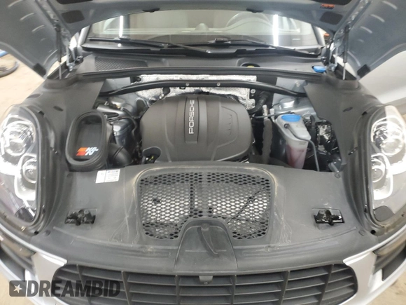 2017 Porsche Macan with VIN WP1AA2A5XHLB83939, listed as a Copart auction lot 58492535 with 26,673 mi miles and Salvage title. Bid and sale history available at DreamBid. Image 12.