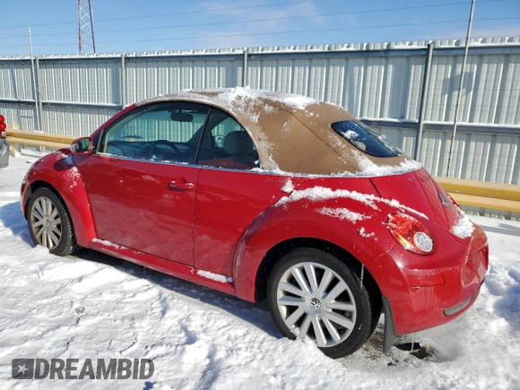 2008 Volkswagen Beetle SE with VIN 3VWRF31Y28M416018, listed as a Copart auction lot 88209925 with 90,529 mi miles and Salvage title. Bid and sale history available at DreamBid. Image 2.