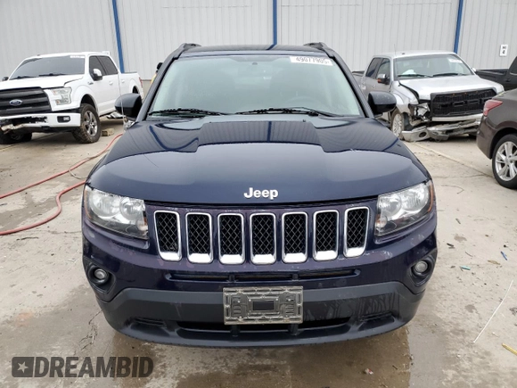 2016 Jeep Compass Sport с VIN 1C4NJDBB2GD671035, выставлен на аукционе Copart как лот 49077905 с пробегом 128 954 миль миль и Списание • Salvage title. История ставок и продаж доступна на DreamBid. Изображение 5.
