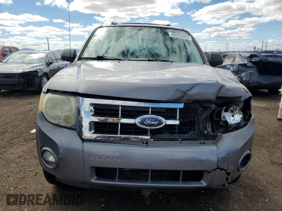 2008 Ford Escape XLT z VIN 1FMCU03148KD67100, wystawiony jako Copart lot #48525425 z przebiegiem 182 122 mil mil oraz Szkoda całkowita • Salvage title. Historia ofert i sprzedaży dostępna na DreamBid. Obrazek 5.