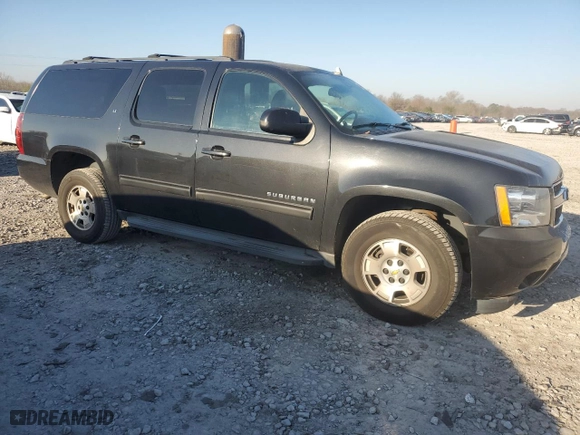 2013 Chevrolet Suburban LT with VIN 1GNSKJE73DR300736, listed as a Copart auction lot 48717835 with 216,599 mi miles and Salvage Title. Bid and sale history available at carsss.com. Image 4.