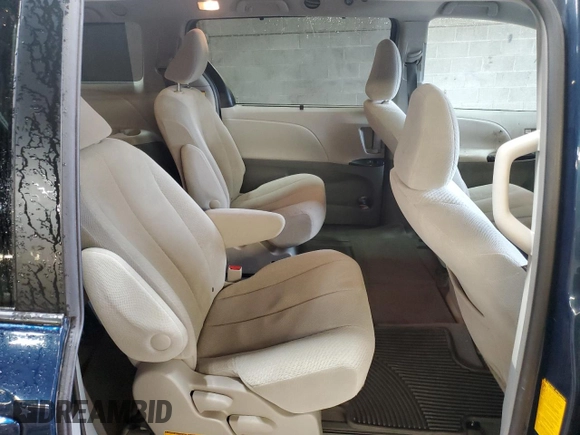 2011 Toyota Sienna LE with VIN 5TDJK3DC7BS016720, listed as a Copart auction lot 52746125 with 117,617 mi miles and Salvage Title. Bid and sale history available at carsss.com. Image 11.