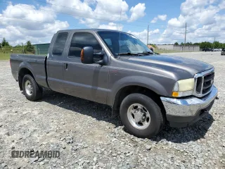 2004 Ford Super Duty F-250 XL with VIN 1FTNX20L24EB98046, listed as a Copart auction lot 51931954 with 267,436 mi miles and Salvage Title. Bid and sale history available at carsss.com. Image 4.