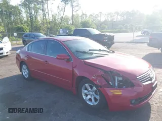 2009 Nissan Altima SL with VIN 1N4AL21E49N527238, listed as a IAAI auction lot 42083940 with 153,040 mi miles and . Bid and sale history available at carsss.com. Image 1.