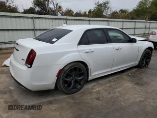 2022 Chrysler 300 Touring L with VIN 2C3CCADG5NH162974, listed as a Copart auction lot 84917054 with 53,236 mi miles and Salvage Title. Bid and sale history available at carsss.com. Image 3.