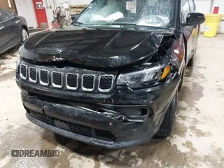 2023 Jeep Compass Latitude Lux с VIN 3C4NJDFN9PT559007, выставлен на аукционе IAAI как лот 41946158 с пробегом 14 732 миль миль и . История ставок и продаж доступна на DreamBid. Изображение 6.