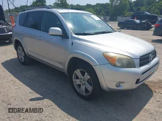 2006 Toyota RAV4 Sport с VIN JTMBD32V066016325, выставлен на аукционе IAAI как лот 42852007 с пробегом 130 869 миль миль и . История ставок и продаж доступна на DreamBid. Изображение 1.