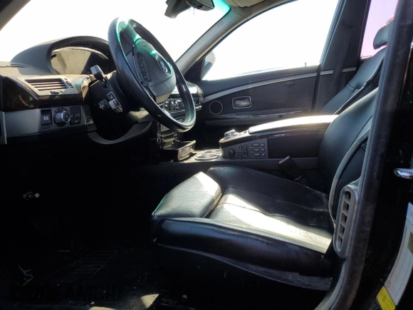 2008 BMW 7 Series 750i with VIN WBAHL835X8DT13297, listed as a Copart auction lot 61523864 with Not Provided miles and Salvage Title. Bid and sale history available at DreamBid. Image 7.
