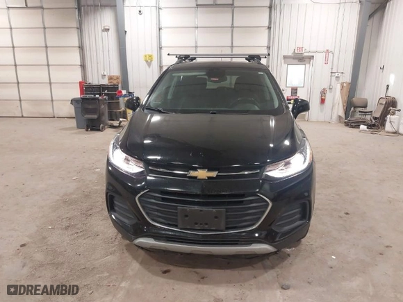 2019 Chevrolet Trax LT with VIN KL7CJPSB8KB762188, listed as a IAAI auction lot 41500880 with 67,970 mi miles. Bid and sale history available at carsss.com. Image 12.