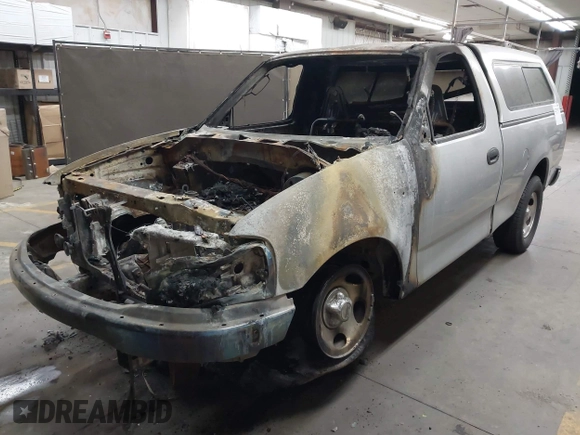 2004 Ford F-150 XL with VIN 2FTRF172X4CA52298, listed as a IAAI auction lot 42278927 with Not provided miles and . Bid and sale history available at DreamBid. Image 2.