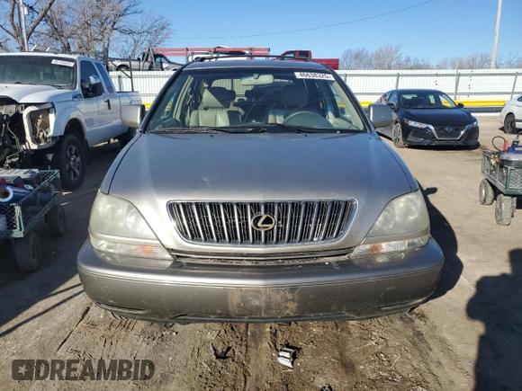 2000 Lexus RX 300 with VIN JT6HF10U4Y0138816, listed as a Copart auction lot 46638325 with 228,906 mi miles and Salvage Title. Bid and sale history available at carsss.com. Image 5.