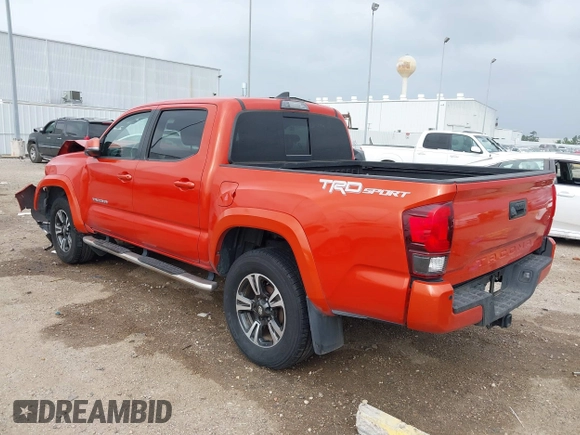 2018 Toyota Tacoma SR5 z VIN 3TMAZ5CN2JM076140, wystawiony jako IAAI lot #41913486 z przebiegiem 142 212 mil mil oraz . Historia ofert i sprzedaży dostępna na DreamBid. Obrazek 3.
