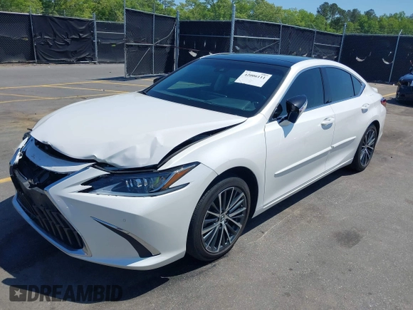 2022 Lexus ES 350 z VIN 58ADZ1B17NU128114, wystawiony jako IAAI lot #42006111 z przebiegiem 44 060 mil mil oraz . Historia ofert i sprzedaży dostępna na DreamBid. Obrazek 17.