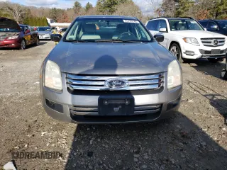 2008 Ford Fusion S with VIN 3FAHP06Z68R148000, listed as a Copart auction lot 85735144 with 105,092 mi miles and Clean Title. Bid and sale history available at carsss.com. Image 5.