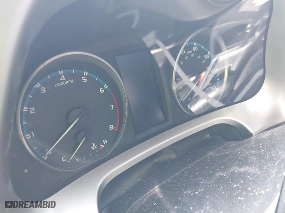 2018 Toyota RAV4 XLE with VIN JTMWFREV7JD122074, listed as a IAAI auction lot 41844968 with 1 mi miles. Bid and sale history available at carsss.com. Image 7.