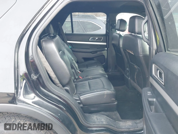2016 Ford Explorer XLT with VIN 1FM5K8D83GGB62670, listed as a IAAI auction lot 41911701 with 163,798 mi miles and . Bid and sale history available at carsss.com. Image 8.