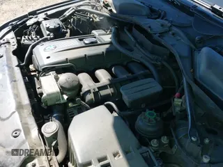 2008 BMW 5 Series 528i с VIN WBANU53548CT04521, выставлен на аукционе IAAI как лот 43381470 с пробегом 168 899 миль миль и . История ставок и продаж доступна на DreamBid. Изображение 22.