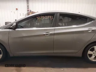 2013 Hyundai Elantra Limited с VIN 5NPDH4AE0DH401665, выставлен на аукционе IAAI как лот 41752543 с пробегом 137 661 миль миль и . История ставок и продаж доступна на DreamBid. Изображение 15.