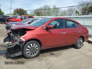 2019 Nissan Versa SV z VIN 3N1CN7AP6KL837332, wystawiony jako Copart lot #52813735 z przebiegiem 93 529 mil mil oraz Szkoda całkowita • Salvage title. Historia ofert i sprzedaży dostępna na DreamBid. Obrazek 1.