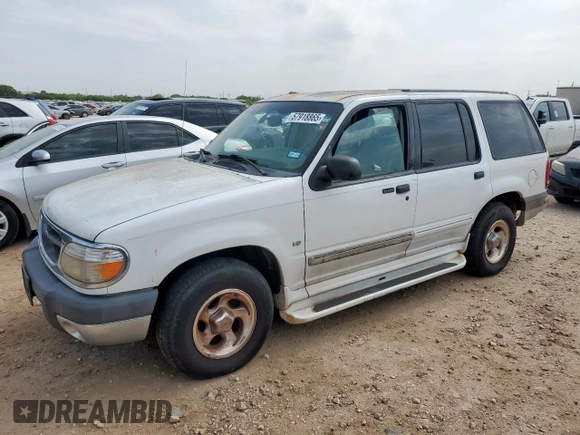 2001 Ford Explorer XLT with VIN 1FMZU63PX1ZA30705, listed as a Copart auction lot 57918865 with 233,418 mi miles and Clean title. Bid and sale history available at DreamBid. Image 1.