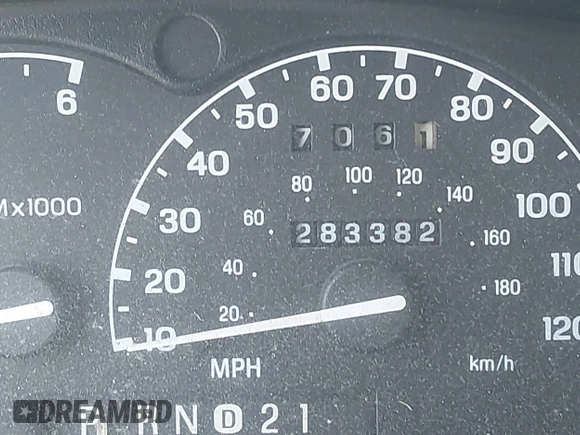 2000 Ford Explorer XLT with VIN 1FMZU63E6YUA99994, listed as a IAAI auction lot 42330041 with 283,382 mi miles and . Bid and sale history available at DreamBid. Image 14.