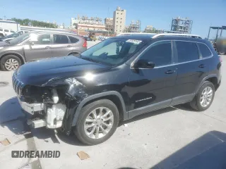 2019 Jeep Cherokee Latitude with VIN 1C4PJLCB9KD203992, listed as a Copart auction lot 52029165 with 135,534 mi miles and Salvage Title. Bid and sale history available at carsss.com. Image 1.