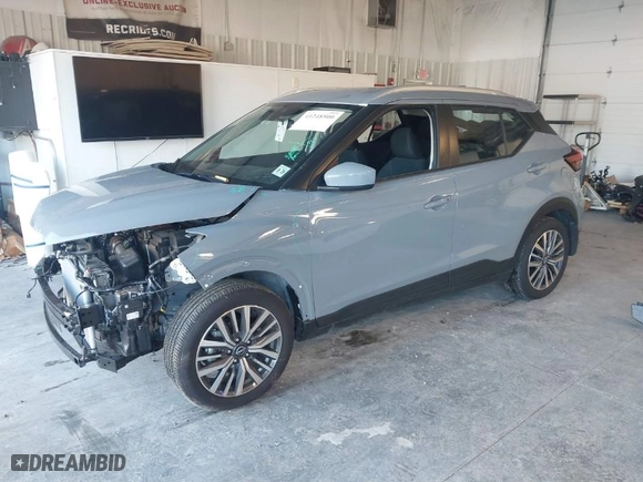 2024 Nissan Kicks SV with VIN 3N1CP5CV6RL555583, listed as a IAAI auction lot 41248500 with 1,512 mi miles. Bid and sale history available at carsss.com. Image 2.
