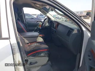 2006 Dodge 1500 SLT z VIN 1D7HA18N16S616993, wystawiony jako IAAI lot #42030201 z przebiegiem 153 562 mil mil oraz . Historia ofert i sprzedaży dostępna na DreamBid. Obrazek 5.
