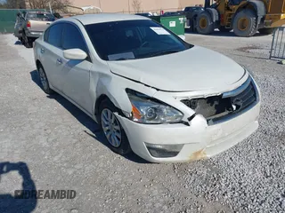 2014 Nissan Altima 2.5 with VIN 1N4AL3AP5EC418865, listed as a IAAI auction lot 41693976 with 117,934 mi miles. Bid and sale history available at carsss.com. Image 6.