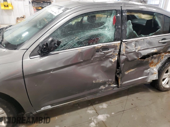 2013 Chrysler 200 LX with VIN 1C3CCBAB2DN671120, listed as a Copart auction lot 42222725 with 144,319 mi miles and Salvage Title. Bid and sale history available at carsss.com. Image 7.